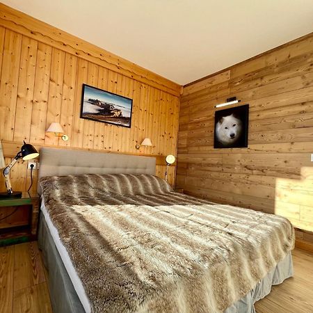 Superb Cosy Apartment With Balcony กงบลู ภายนอก รูปภาพ
